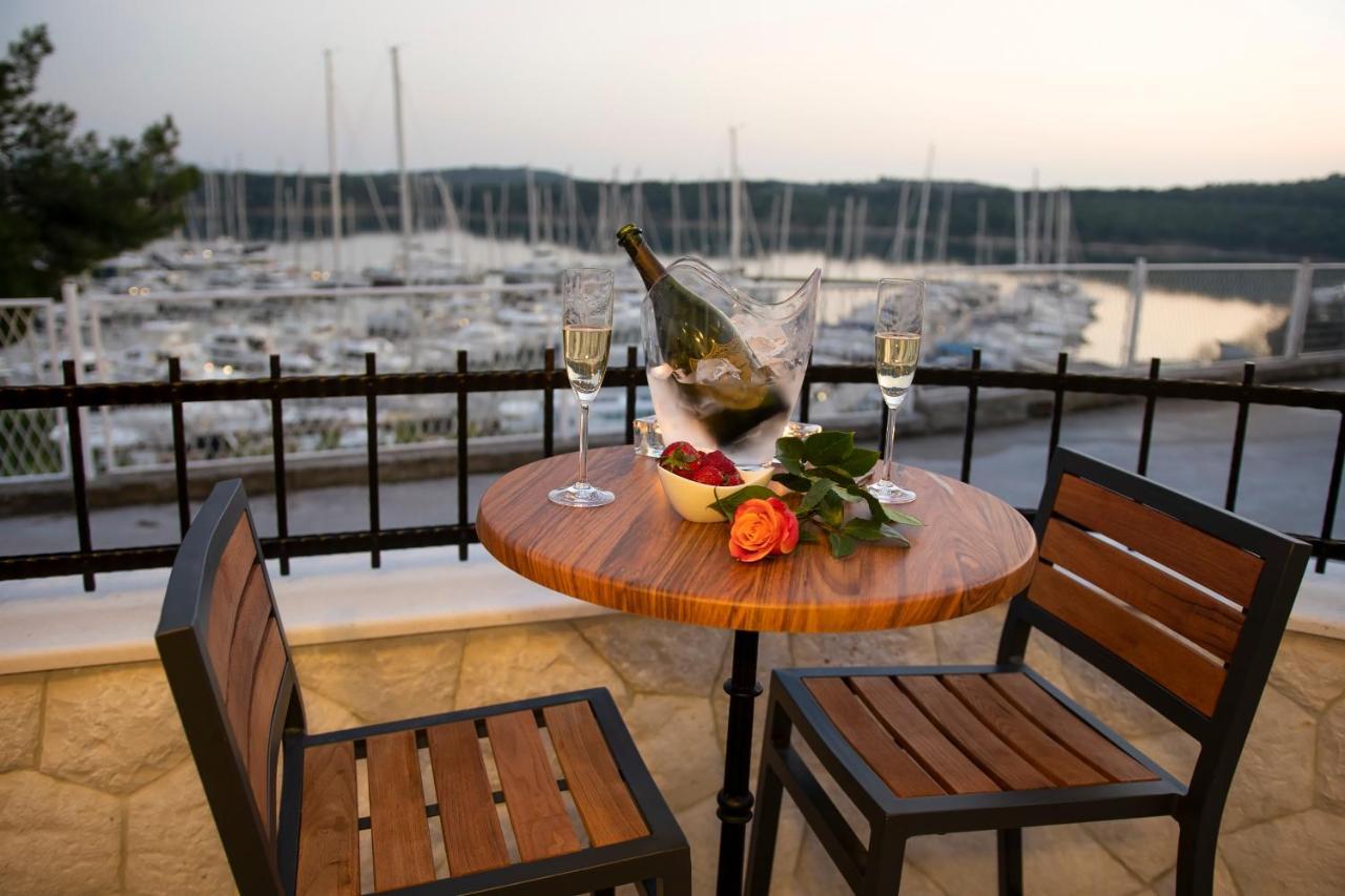 Luxury Apartment Vista Del Mare Sibenik Exterior photo